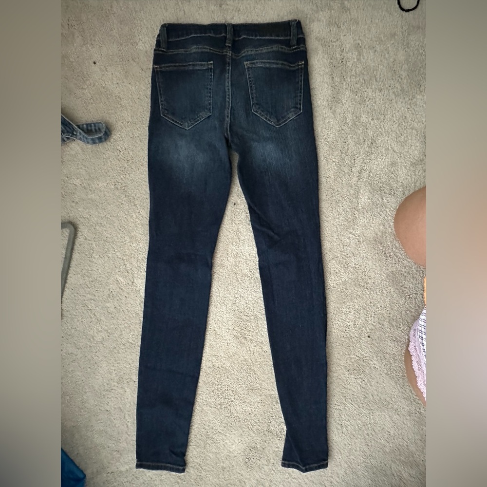 Ripped skinny jeggings size 7
